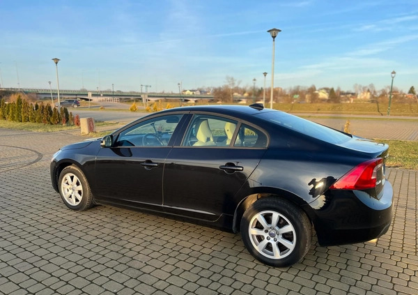 Volvo S60 cena 27000 przebieg: 298000, rok produkcji 2012 z Uniejów małe 56